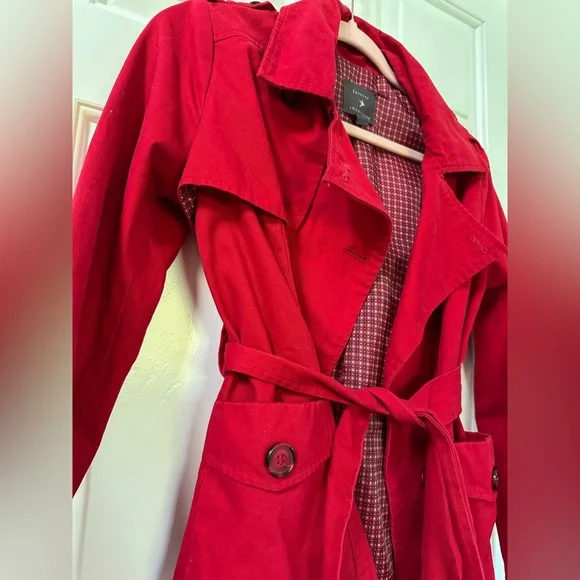 Forever 21 Red Wrap Crop Trench Coat with Belt - Picture 2 of 5